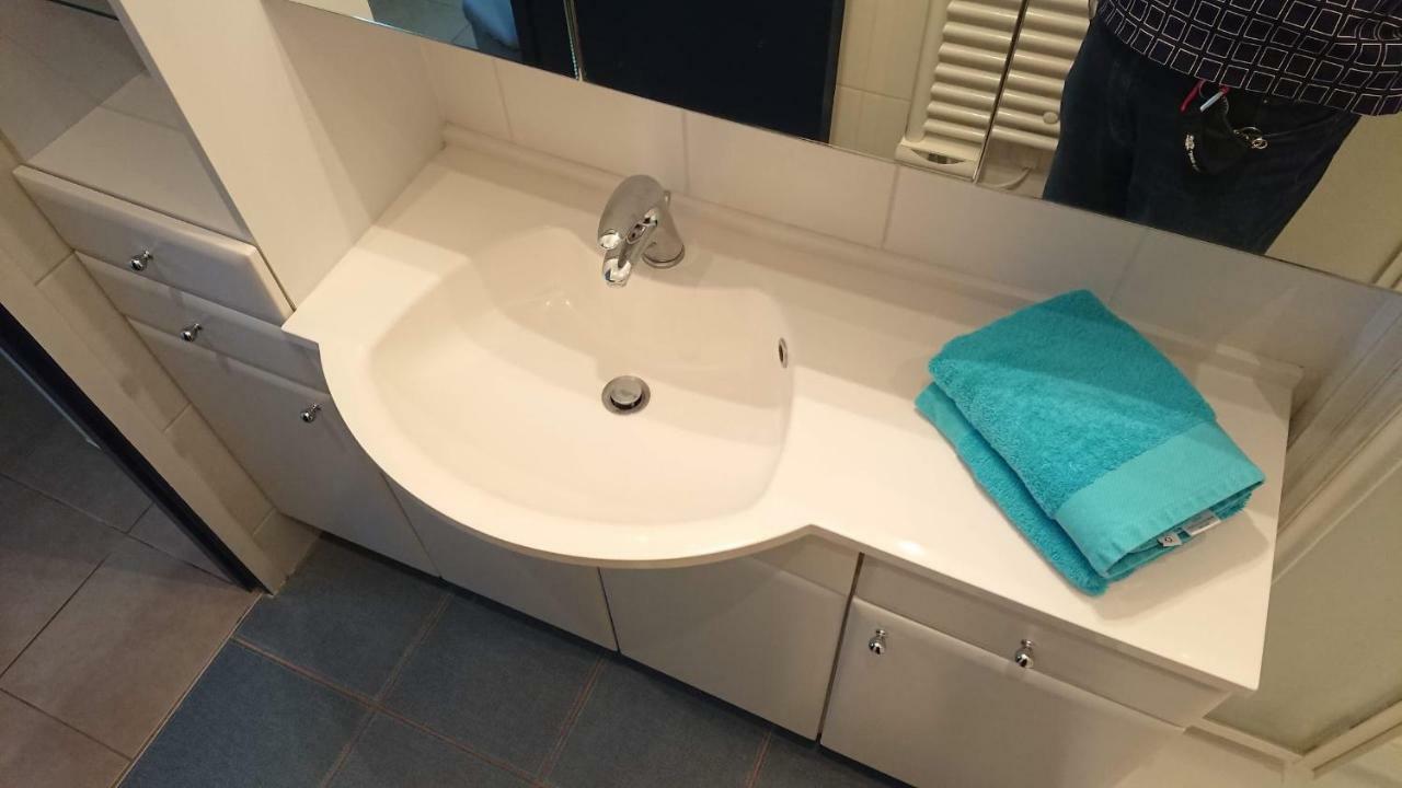 Maison 2 Parking Linge De Lit Fourni *